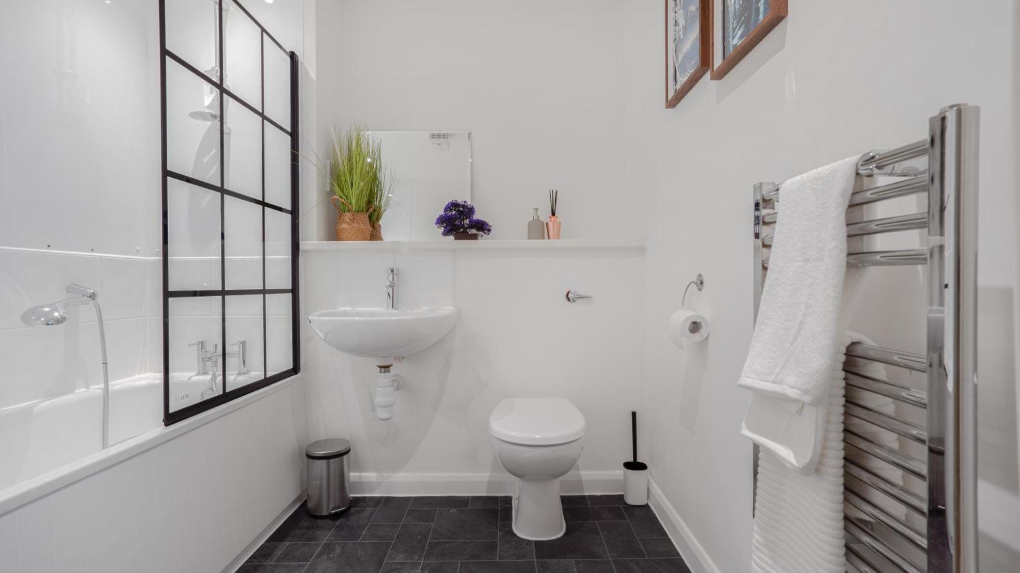 Japanese Suite 2Bed 2Bath, Free Park, Netfix, 75 Inch Tv, Games - City Centre- Maihom Birmingham Eksteriør billede